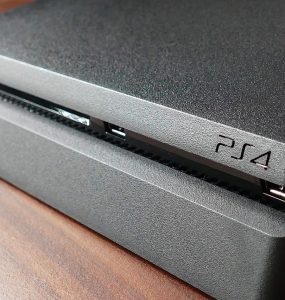 Playstation i stacje dokujące