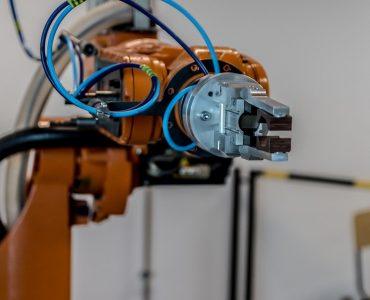 Startup uczący dzieci robotyki i programowania